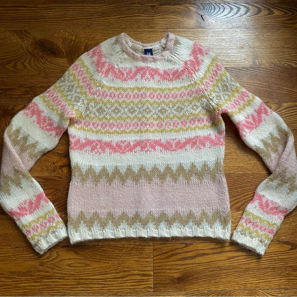 Vintage Alpine Nordic mohair wool blend sweater